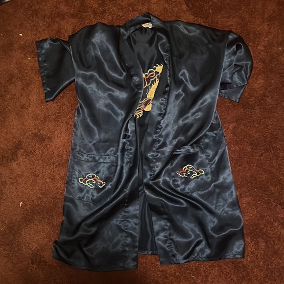 T-shirt - Picture 2 of 2